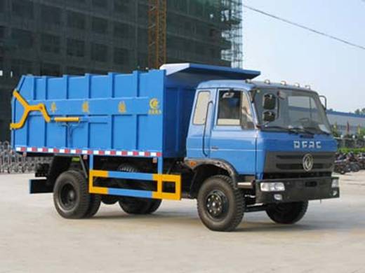 東風(fēng)145對(duì)接式<a href=http://jzdaj.com/ljc target=_blank class=infotextkey>垃圾車</a>出廠圖片